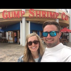 Meet your Posher, Casey